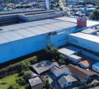 Imóvel Comercial - São 2 galpões e 1 casa com ótima localização