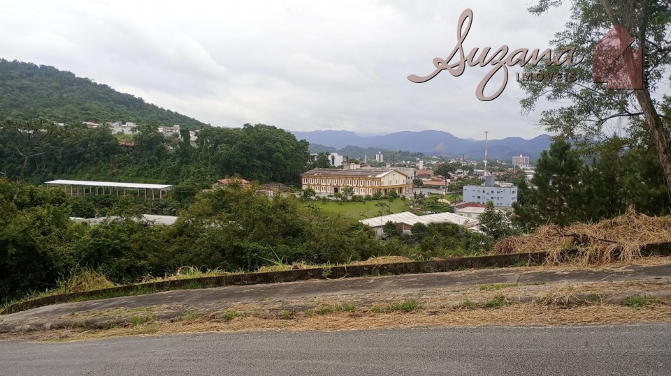 Terreno com 537,93m²