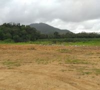 Terreno com 4.462,56 m²