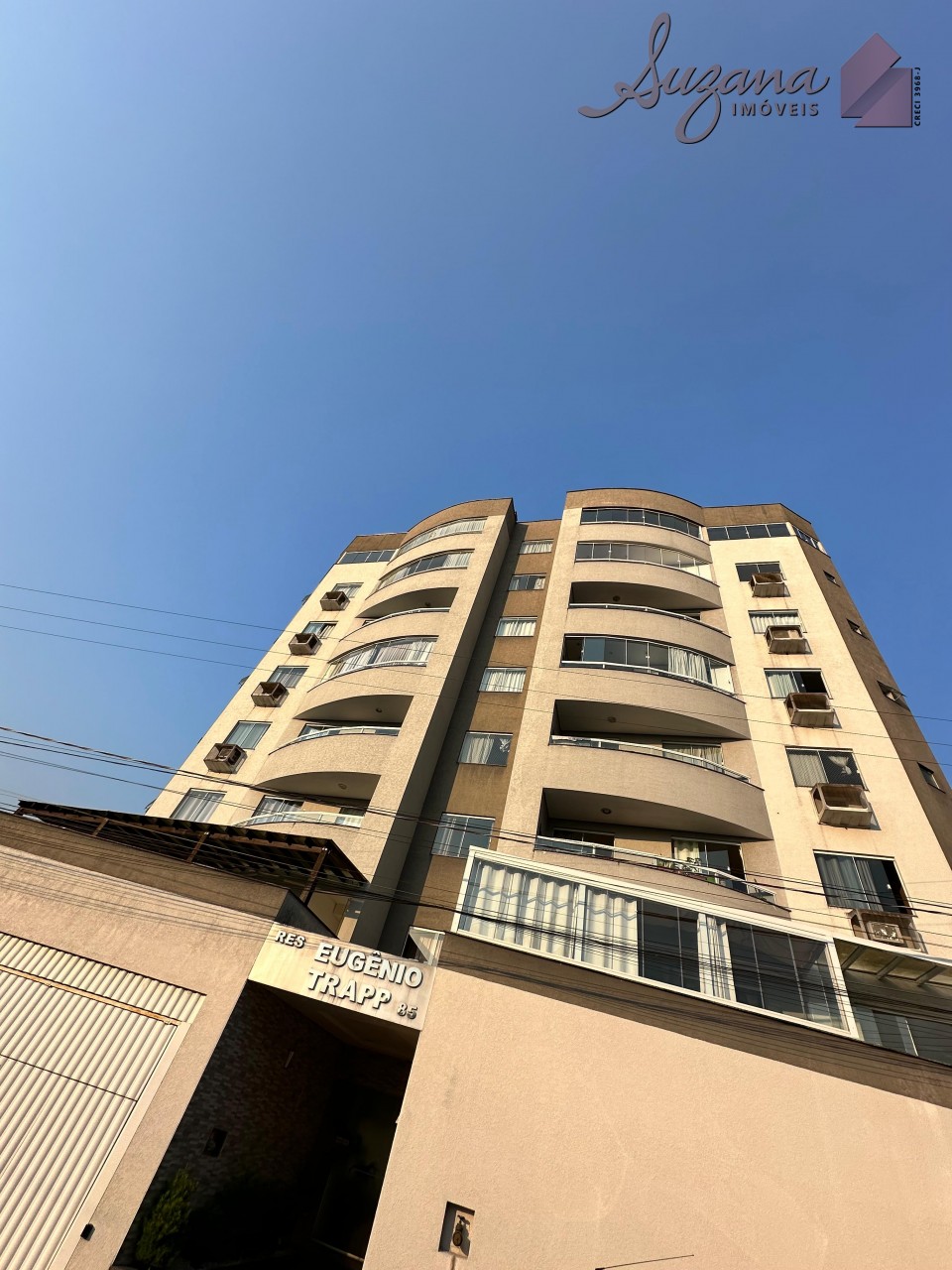 Cobertura Dúplex - Ed. Eugênio Trapp