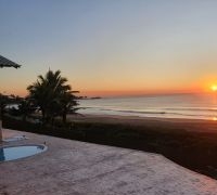 Casa de Alvenaria Frente Mar