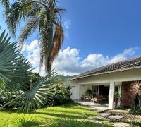 ALUGA - Casa de Alvenaria Residencial e Comercial