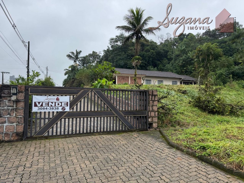 Terreno com 4.182,90m²