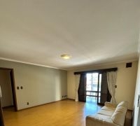 ALUGA - Casa de Alvenaria Central para Fins Comerciais