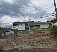 Casa de Alvenaria - Próx. Prefeitura