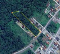 Terreno com 11.700m²