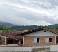 Terreno em rua de grande movimento