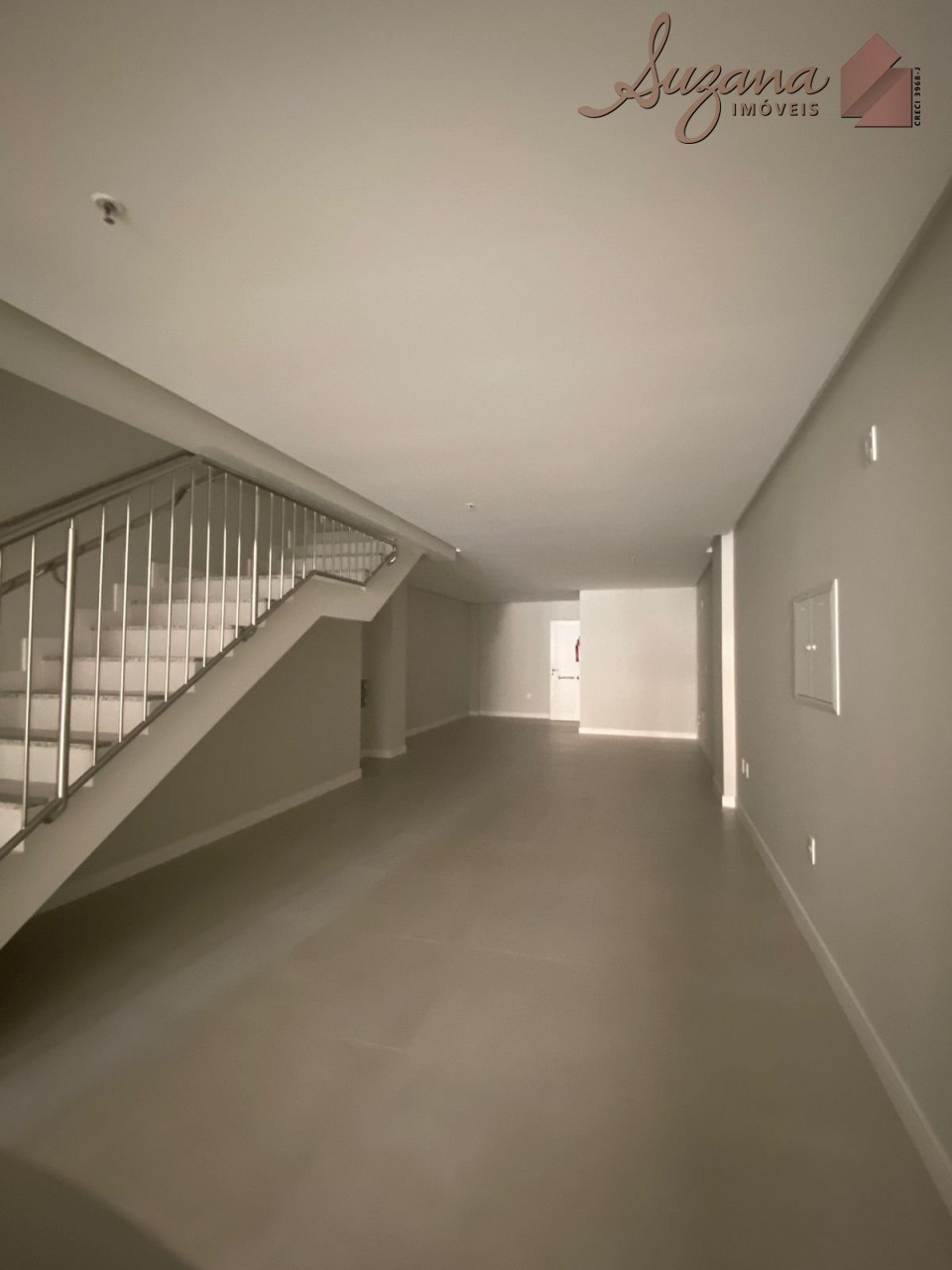 Sala Comercial - La Belle Tour Résidence