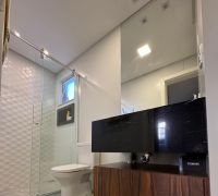 APARTAMENTO COM GIARDINO e PISCINA