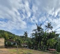 Terreno com 300m²