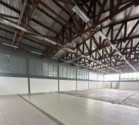 ALUGA - Galpão com 653,99m²