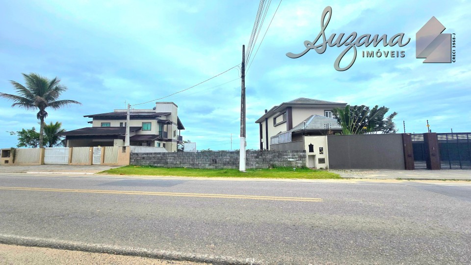 Terreno com 444,75m² em Balneário Piçarras SC