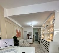 Sala Comercial - Ed. Menegotti